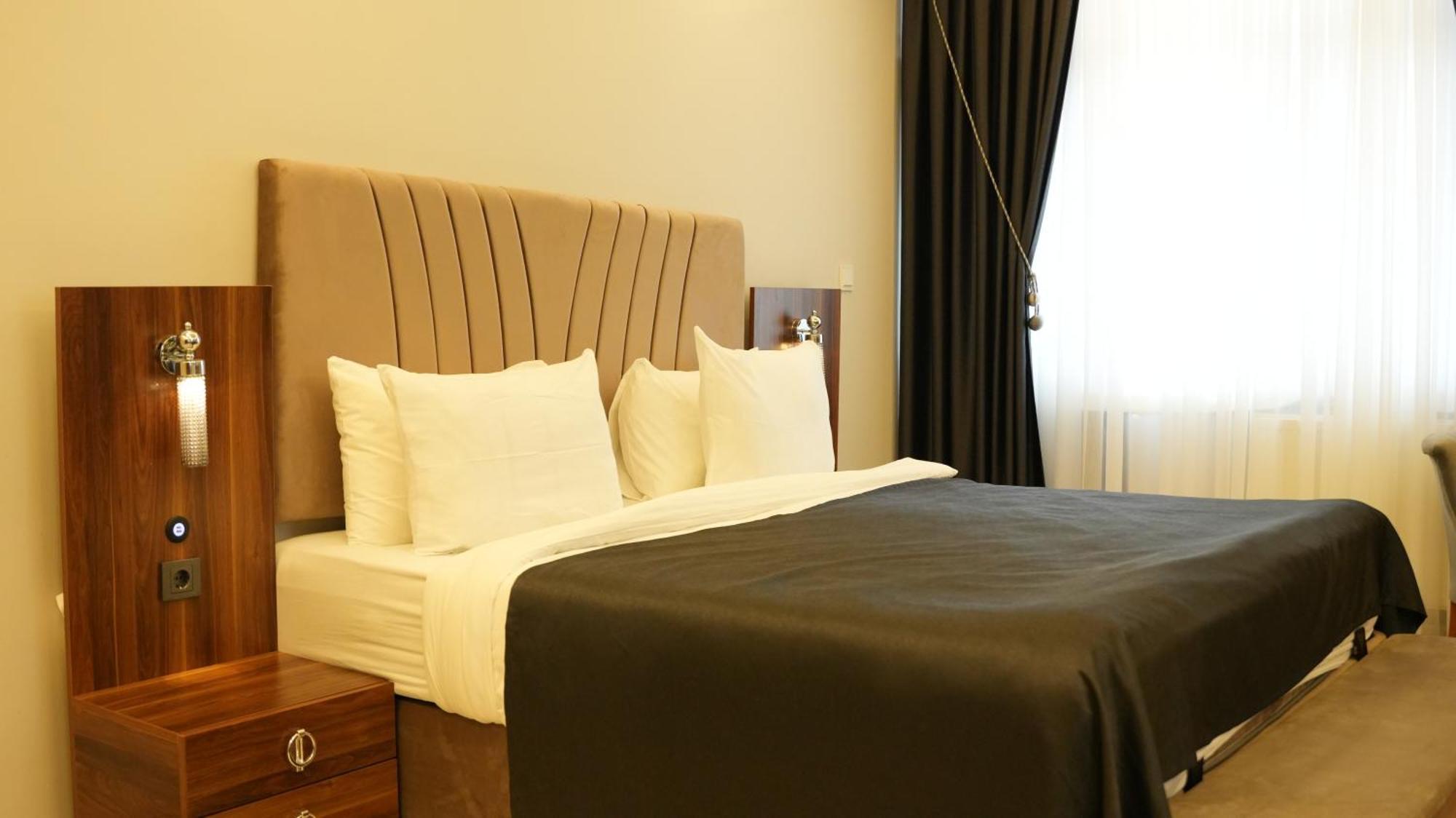 Grand Krone Hotel Çınarcık Exteriör bild