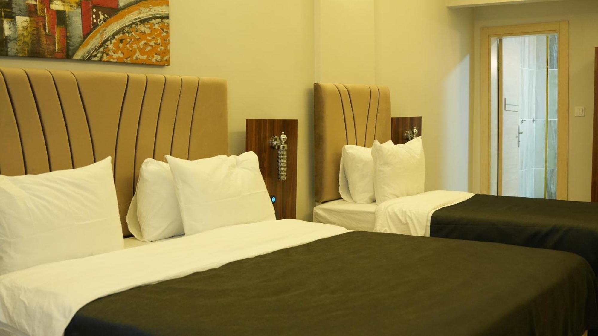 Grand Krone Hotel Çınarcık Exteriör bild